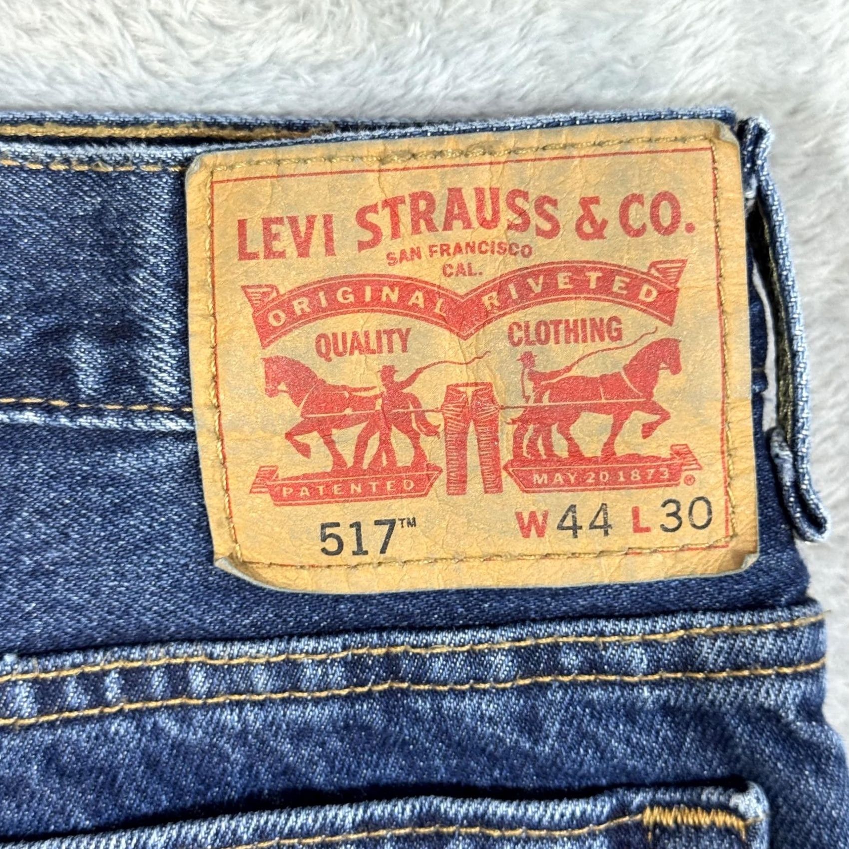 Levi's VINTAGE Levis 517 Jeans Mens 44x30 Blue Denim Bootcut Straight Leg 100% Cotton Size US 44 / EU 60 - 3 Thumbnail