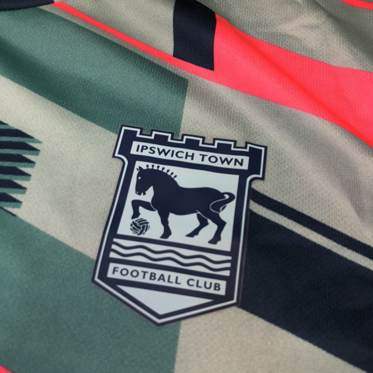 Umbro Ipswich town umbro training jersey Size US XXL / EU 58 / 5 - 5 Thumbnail