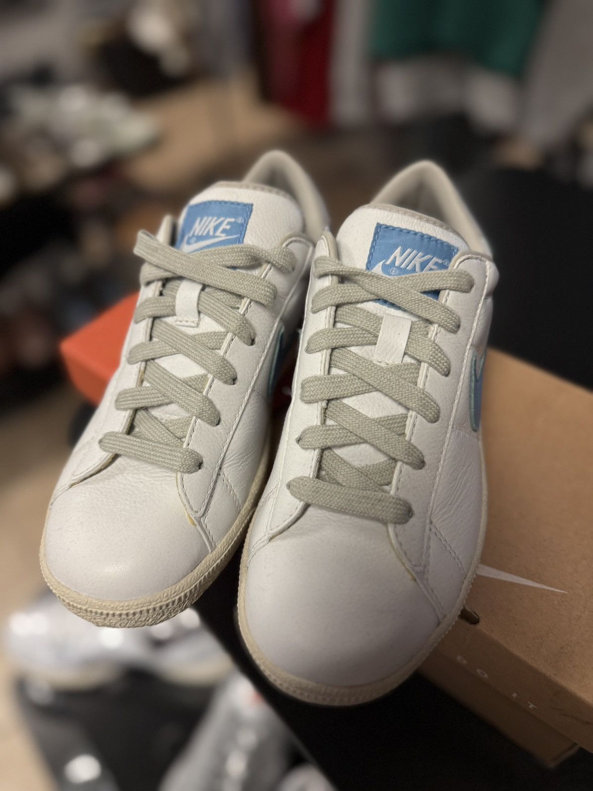 Nike Nike Promo Sample 2005 Scrubs 100TH Anniversary 6M/7.5W Size US 6 / EU 39 - 4 Thumbnail