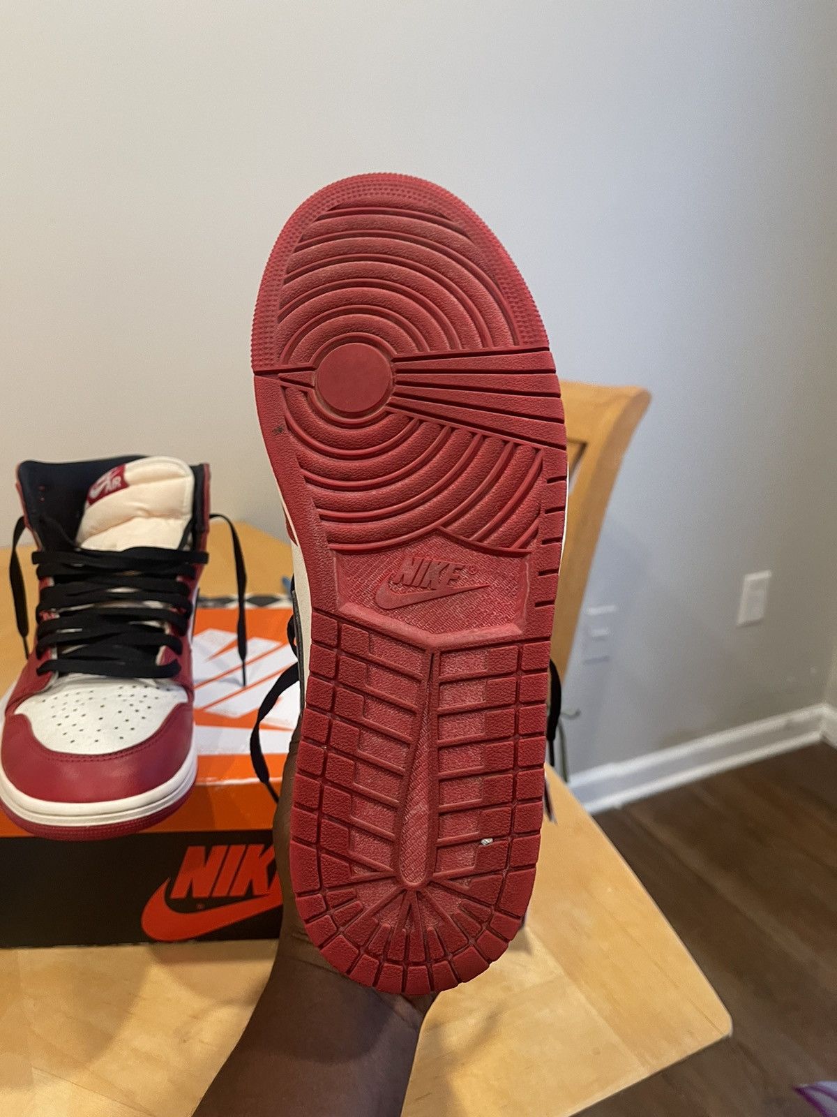 Nike Air Jordan 1 - Chicago “Lost & Found” Size US 10.5 / EU 43-44 - 15 Thumbnail