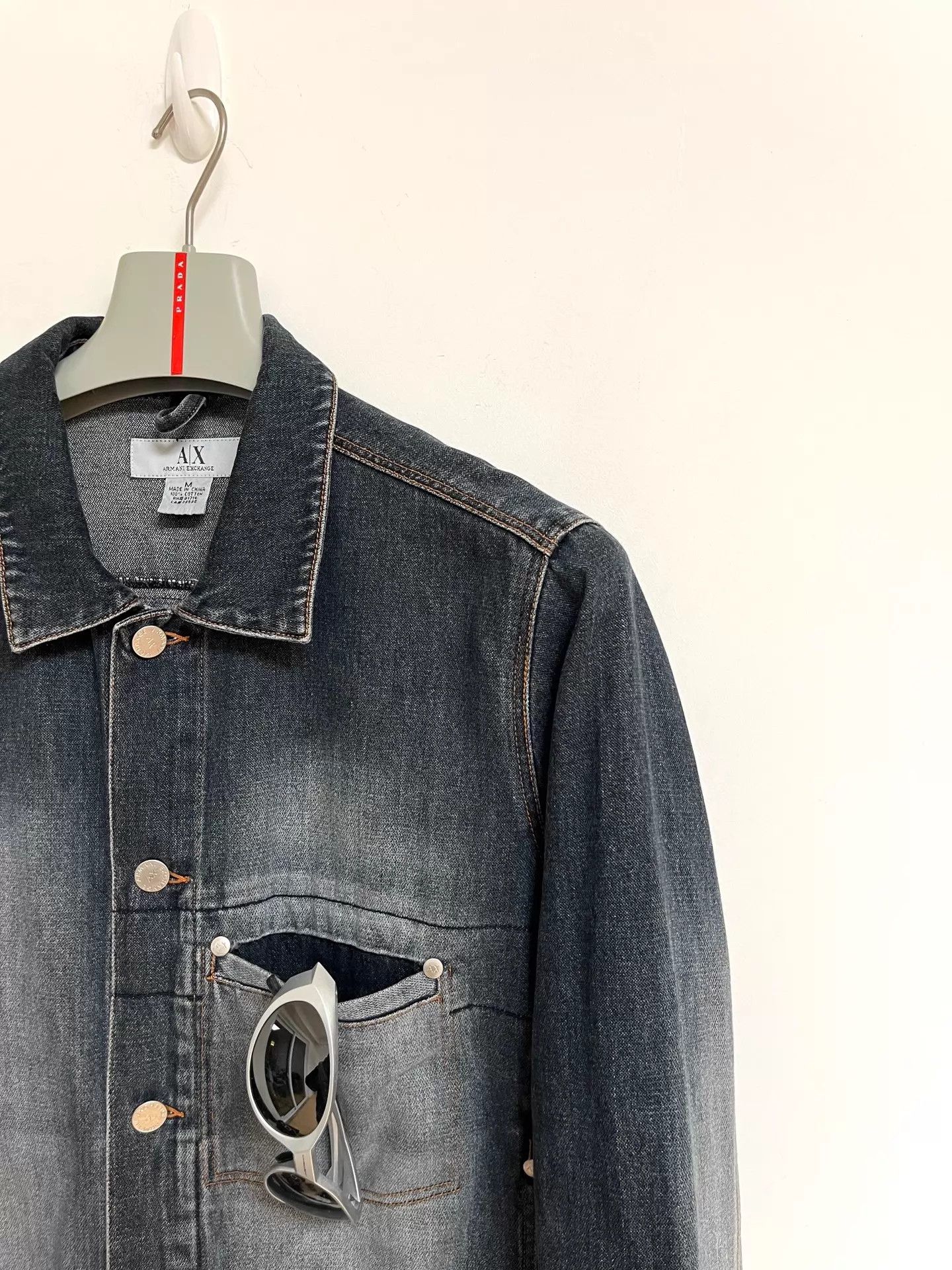 Armani Exchange Armani Exchange Vintage Denim Jacket 00ss M Size US M / EU 48-50 / 2 - 3 Thumbnail