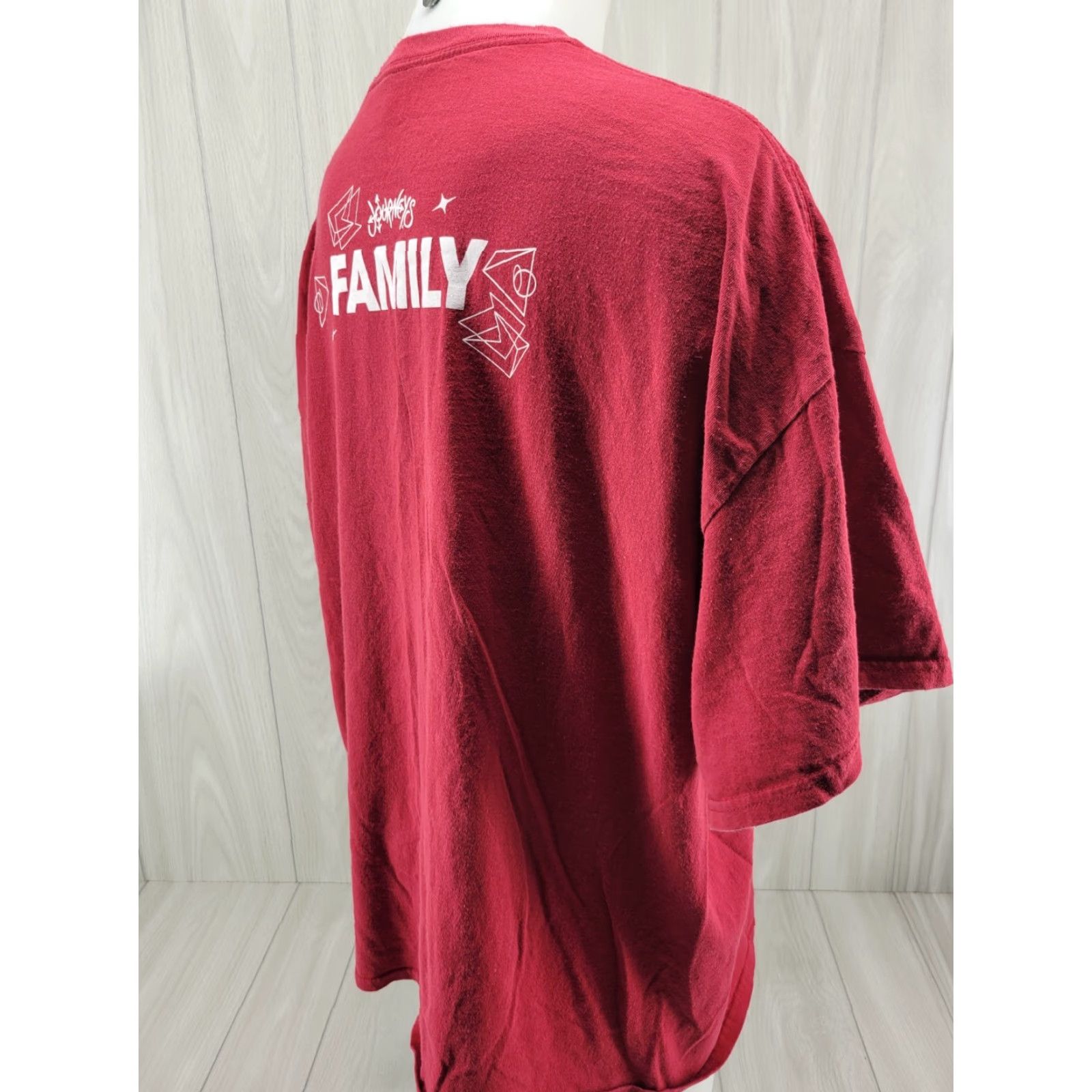 Vintage Journeys 4XL T-Shirt Mens Red Short Sleeve Crew Neck Logo Shirt Vintage? No — Cotton Image? Size US XXL / EU 58 / 5 - 5 Thumbnail
