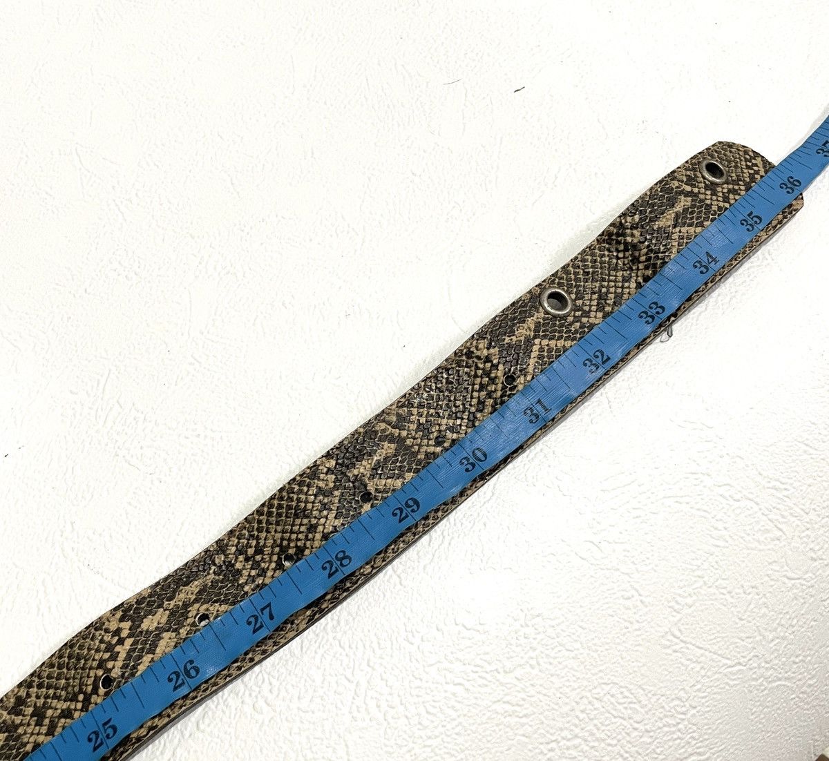 If Six Was Nine Vintage y2k snake skin belt Size ONE SIZE - 7 Thumbnail