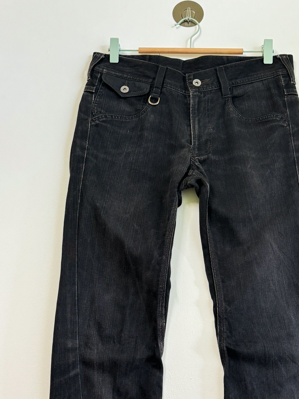 Nicole Club HIDEWAYS NICOLE TWIST LEG BLACK DENIM JEANS Size US 31 - 4 Thumbnail