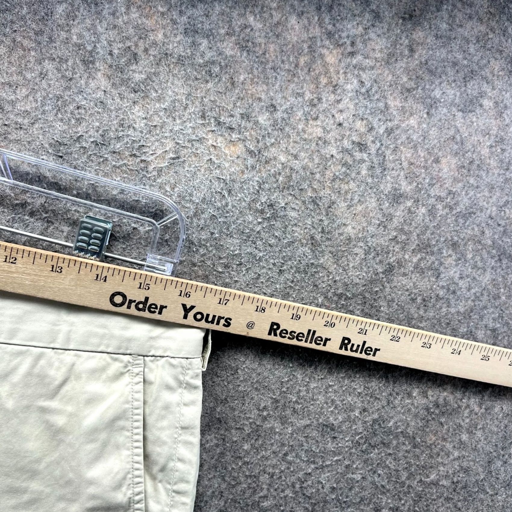 Polo Ralph Lauren VINTAGE Polo Ralph Lauren Shorts Mens 34 Khaki Chino Flat Front Classic Fit Canvas Tan Beige Pocket Pockets 8in Inseam Summer Mens Size US S / EU 44-46 / 1 - 7 Thumbnail