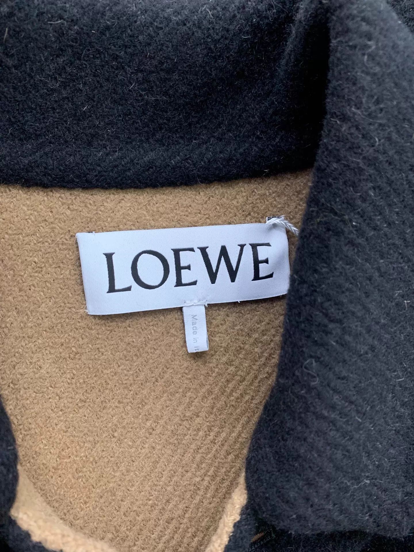Loewe LOEWE black wool overcoat 48 unused Size US M / EU 48-50 / 2 - 4 Thumbnail