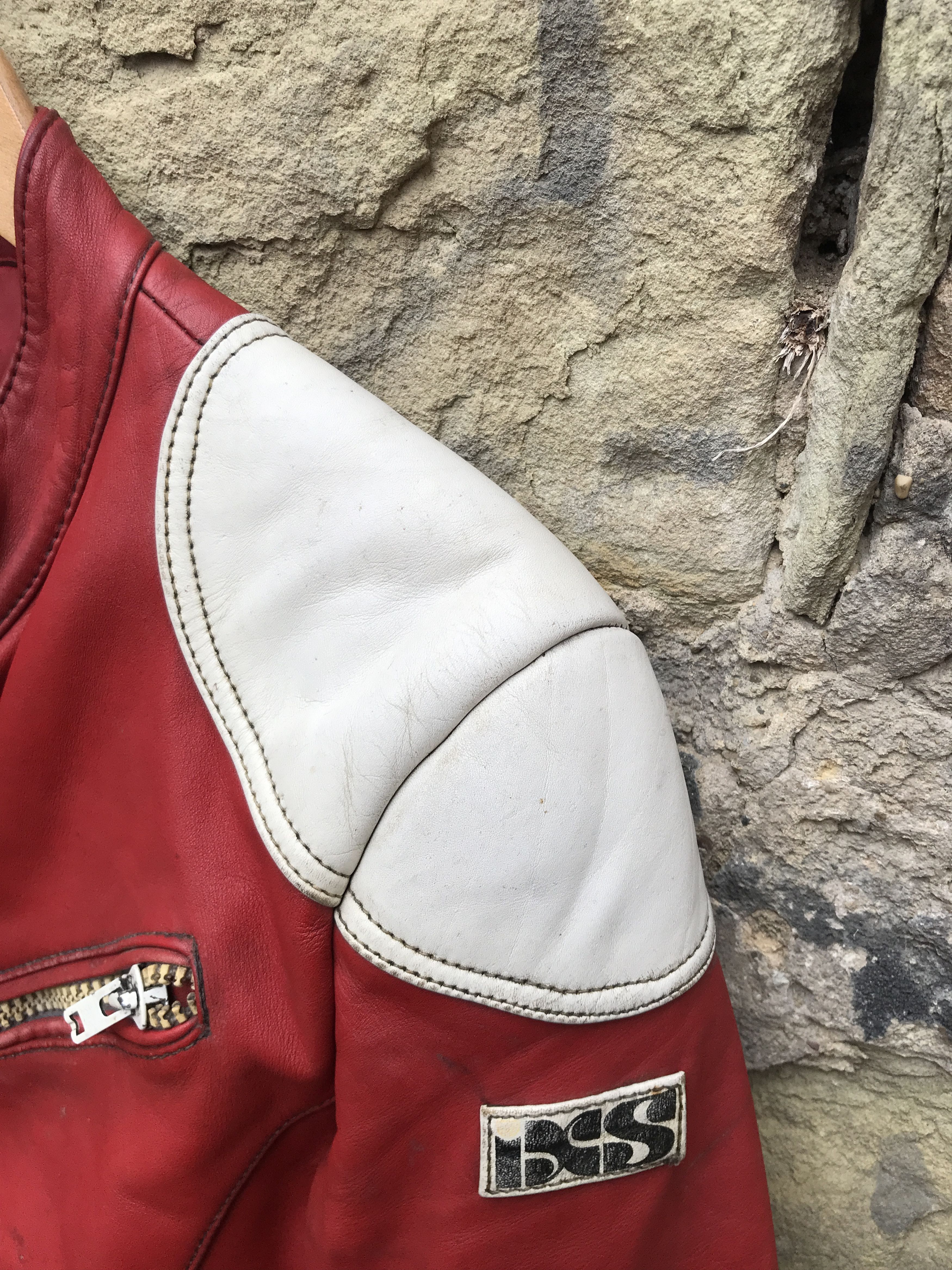 Vintage 80s Twin Track Distressed Leather Biker Jacket / Racing Suit Size US M / EU 48-50 / 2 - 10 Thumbnail