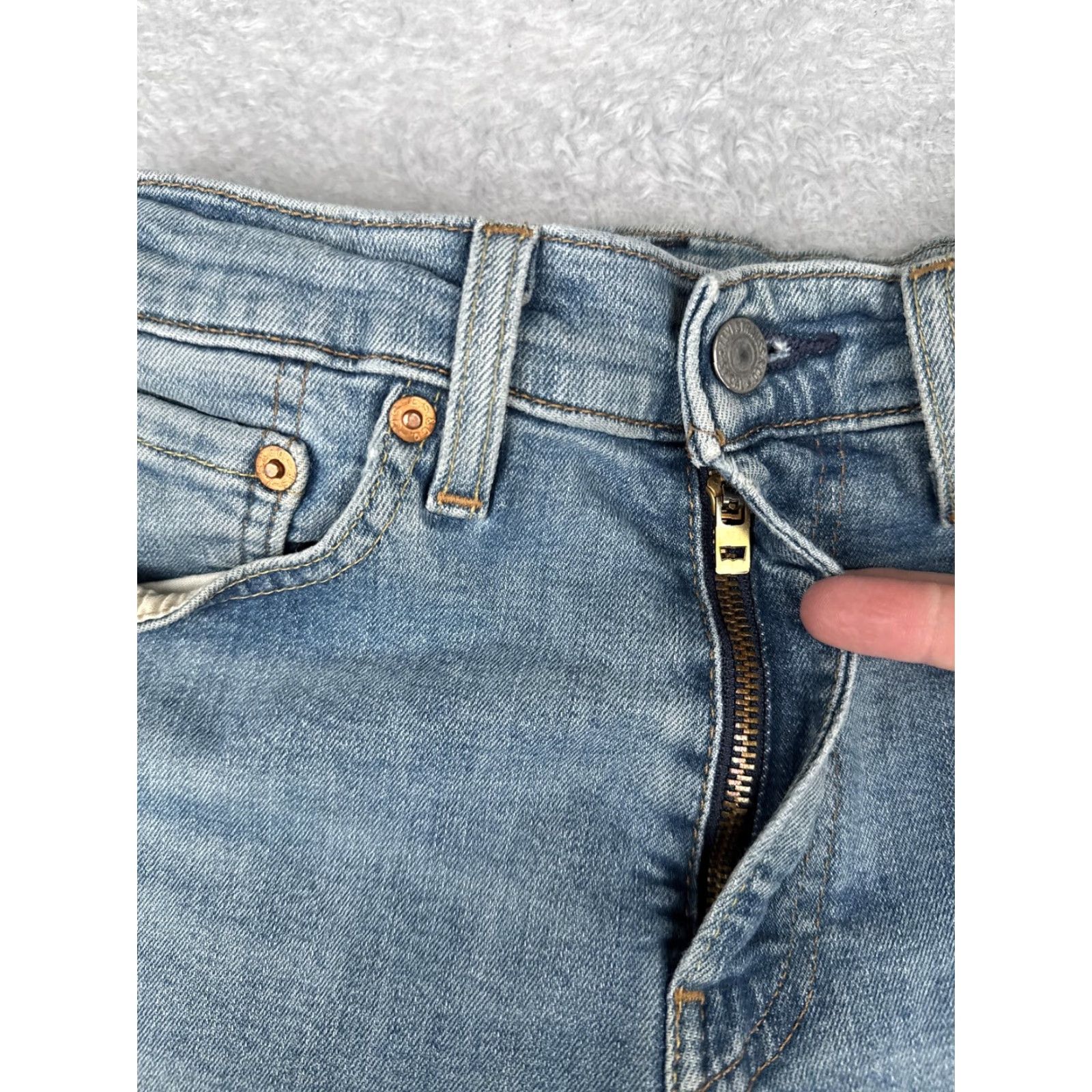 Levi's Levi's Jeans Mens Slim 29x30 Blue 512 Premium Light Wash Tapered Denim Stretch 5-Pocket Jeans Mens Size US 29 - 5 Thumbnail
