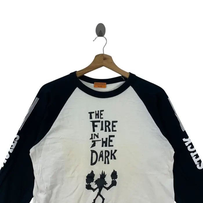 Vintage MISCHIEVOUS EMI NAKAYAMA Fire In The Dark Tee Shirt Size US M / EU 48-50 / 2 - 2 Thumbnail