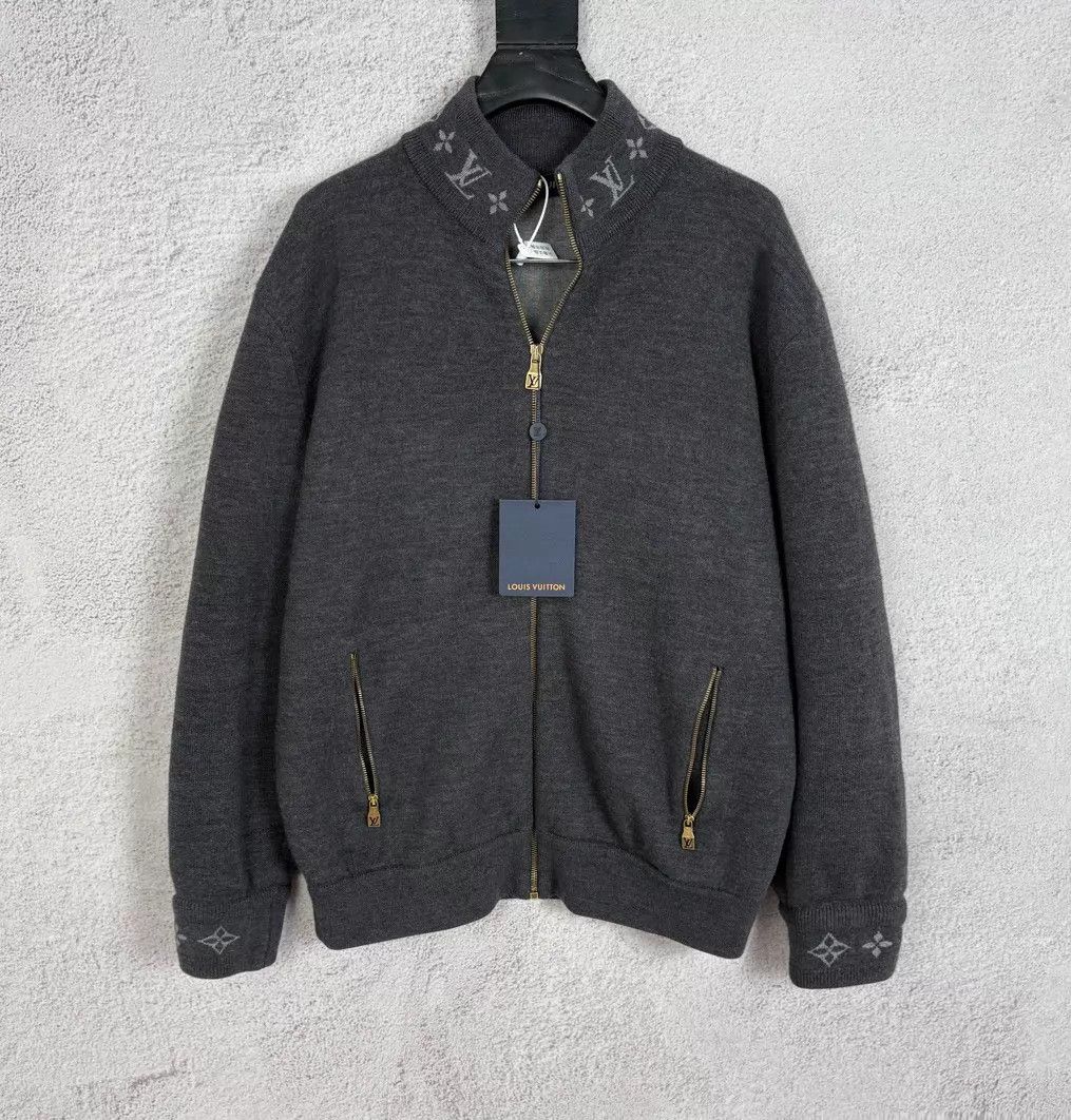Louis Vuitton LV Jacquard Wool Knit Zip Jacket Gray M Size US M / EU 48-50 / 2 - 1 Thumbnail