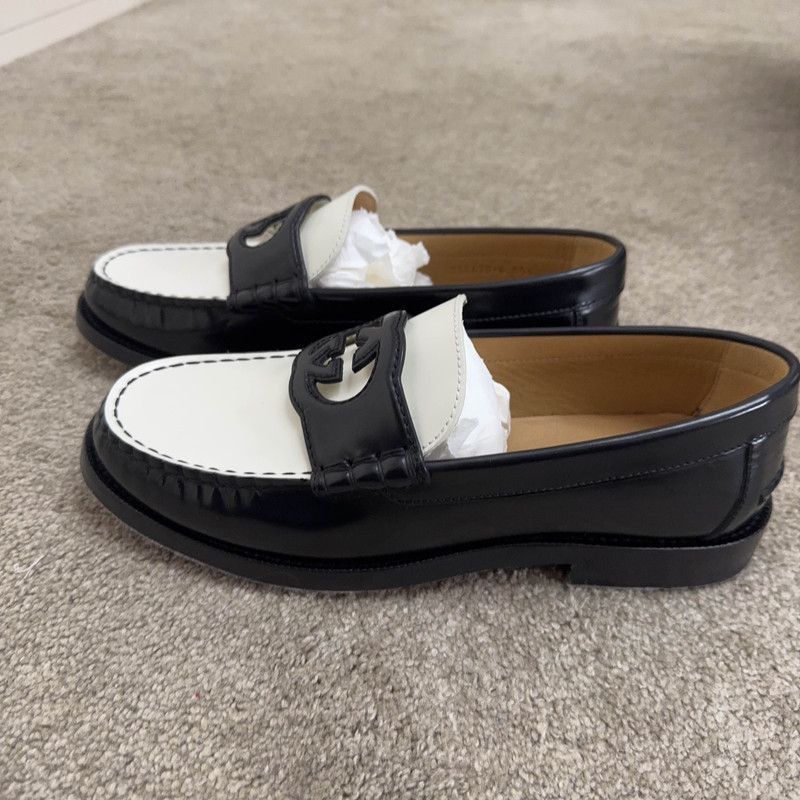 Gucci Gucci Stylish Black Loafers for Men - Size US 7.5 / EU 40-41 - 1 Thumbnail
