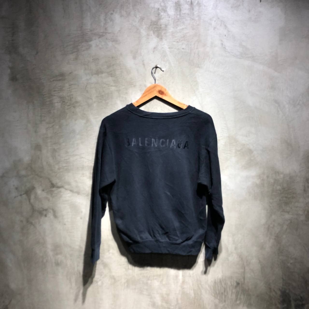 Balenciaga Balenciaga Spell out logo embroidered crewneck long sleeves Size S / US 4 / IT 40 - 1 Thumbnail