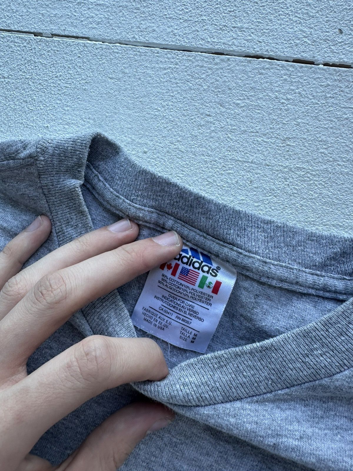 Adidas USA MADE unisex🚨 VNTG ADIDAS RARE T Y2K STYLE ARCHIVE OVER Size US XS / EU 42 / 0 - 5 Thumbnail
