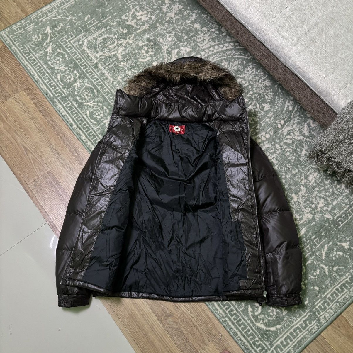 If Six Was Nine × Le Grande Bleu (L.G.B.) Converse Ifsixwasnine LGB Style fur jacket vintage Y2K japan Size US L / EU 52-54 / 3 - 4 Thumbnail