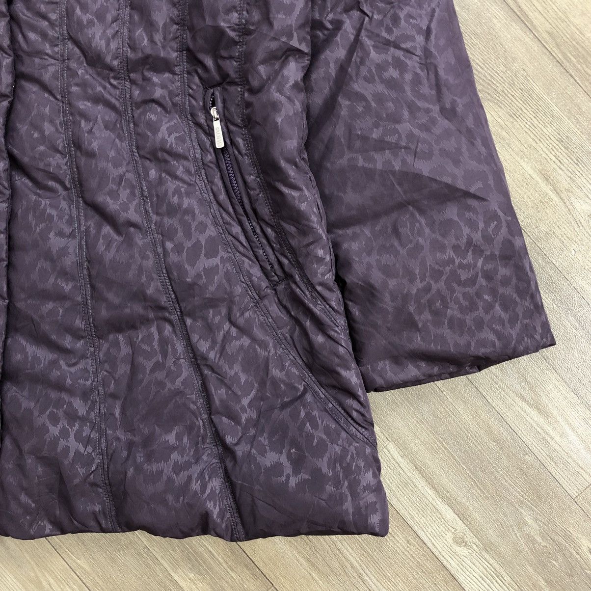 Balmain Vintage Balmain Paris Leopard Down Jacket Size M / US 6-8 / IT 42-44 - 15 Thumbnail