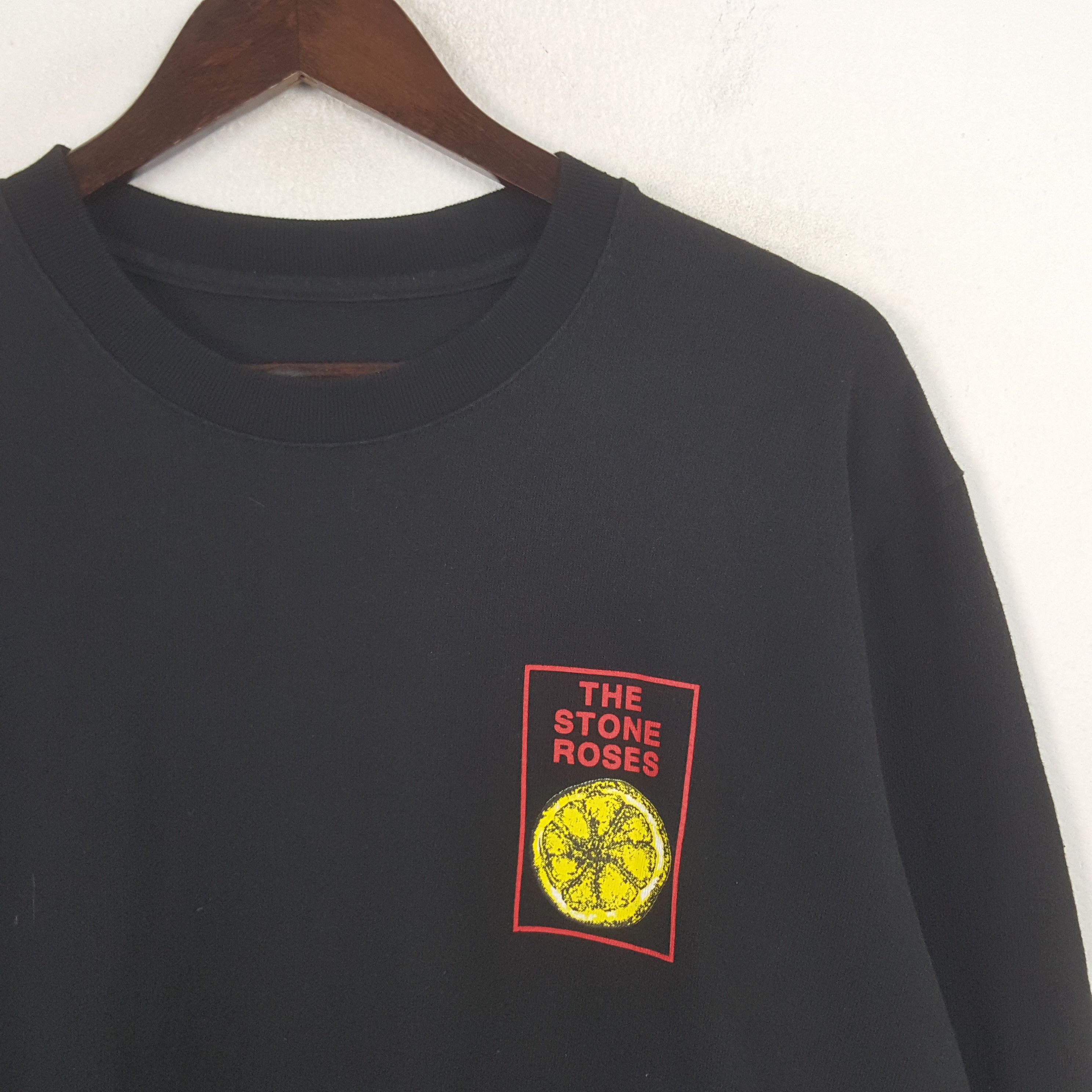 Band Tees Vintage The Stone Roses Made in Stone Rock Band Tshirt Size US XL / EU 56 / 4 - 3 Thumbnail
