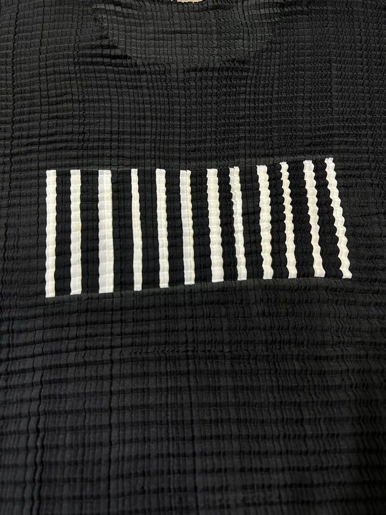 Issey Miyake issey miyake Black and white pleated coat 2505-Nextarrow Size US M / EU 48-50 / 2 - 6 Thumbnail