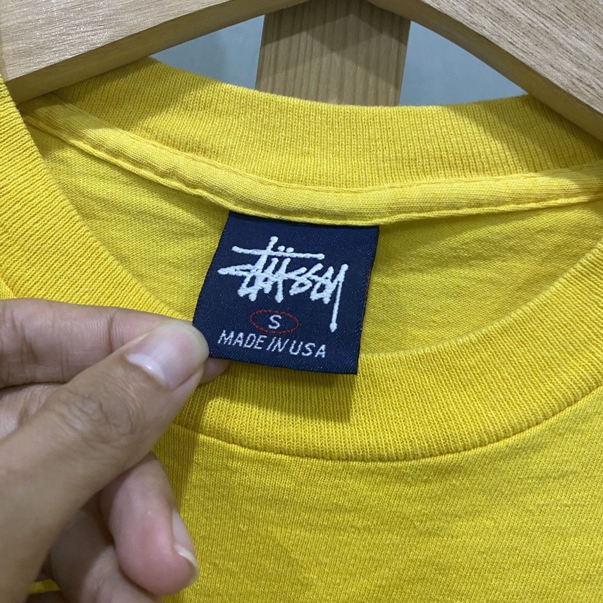 Stussy Vintage 90s Stüssy Stühaus Logo T-Shirt Yellow Size US S / EU 44-46 / 1 - 8 Thumbnail