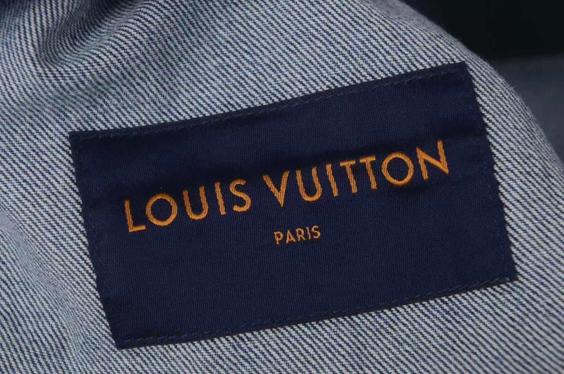 Louis Vuitton louis vuitton denim jacket with monogram pattern Size US S / EU 44-46 / 1 - 3 Thumbnail