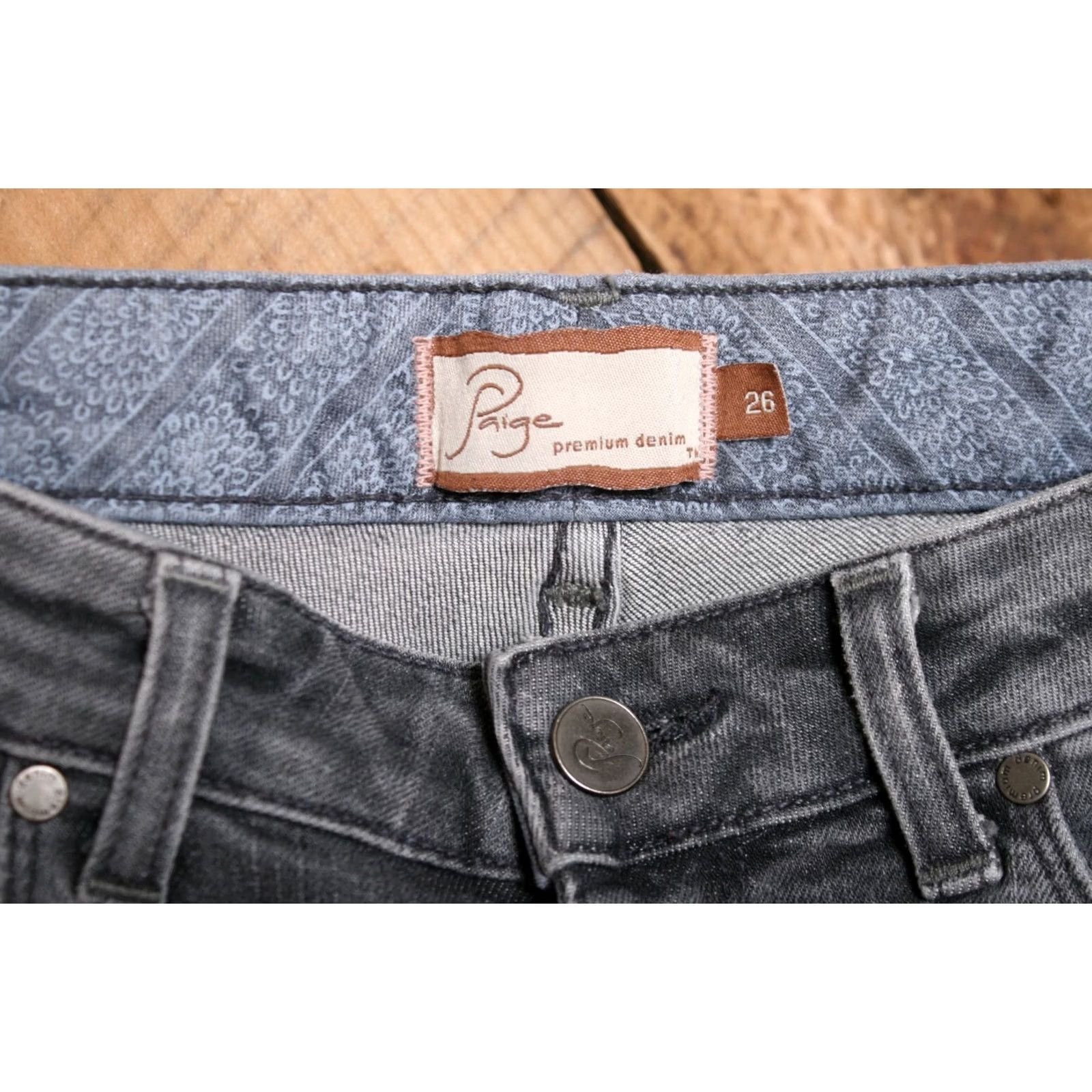 Paige PAIGE Gray Denim Skinny Jeans Sz. 26 Stretch Straight Leg 28x32 Women Slim Low Rise Inseam 32 PaGe Blue Heights Jeans Womens Skinny Denim Sz. 26 Gray Size 26" / US 2 / IT 38 - 6 Thumbnail