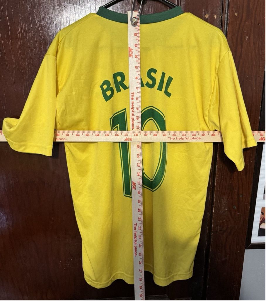 The Unbranded Brand Brazil Soccer T-Shirt Men's Size XL (?) Yellow Brasil Size US XL / EU 56 / 4 - 5 Thumbnail