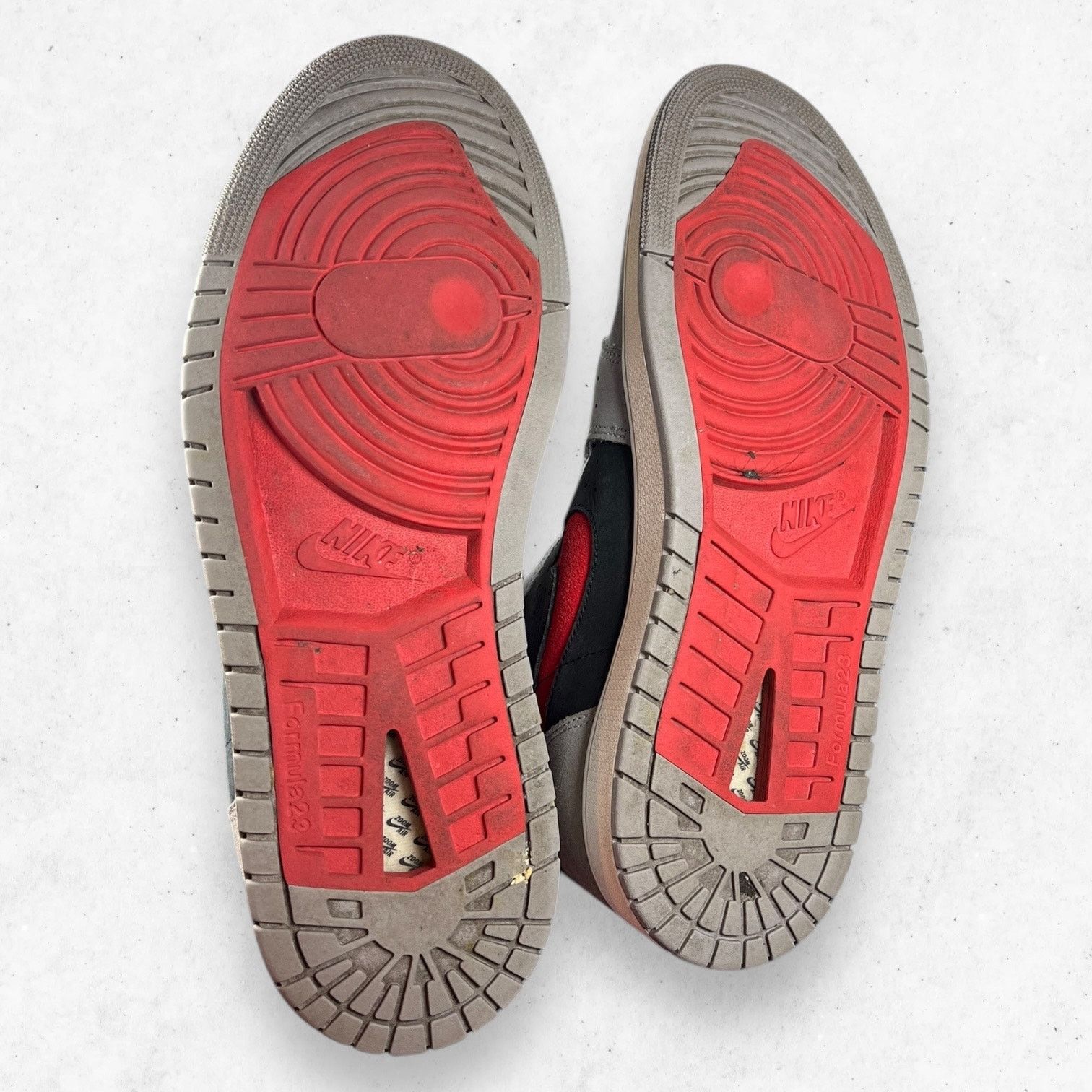 Nike Air Jordan 1 Zoom Comfort 2 High Cement Fire Red Men's 13US Size US 13 / EU 46 - 11 Thumbnail
