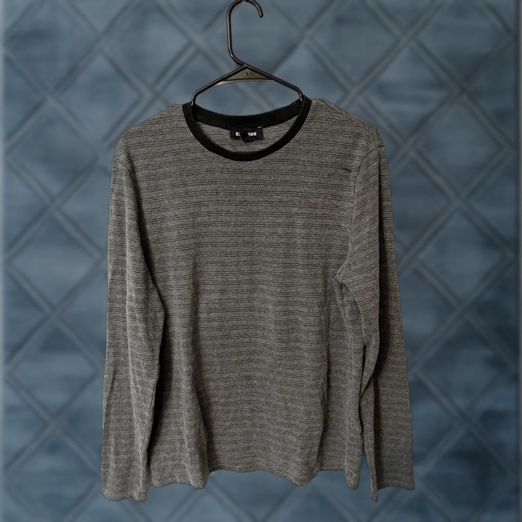 Express Express Sweater Men’s Size Medium Gray Knit Pullover Striped Crewneck Size US M / EU 48-50 / 2 - 1 Thumbnail
