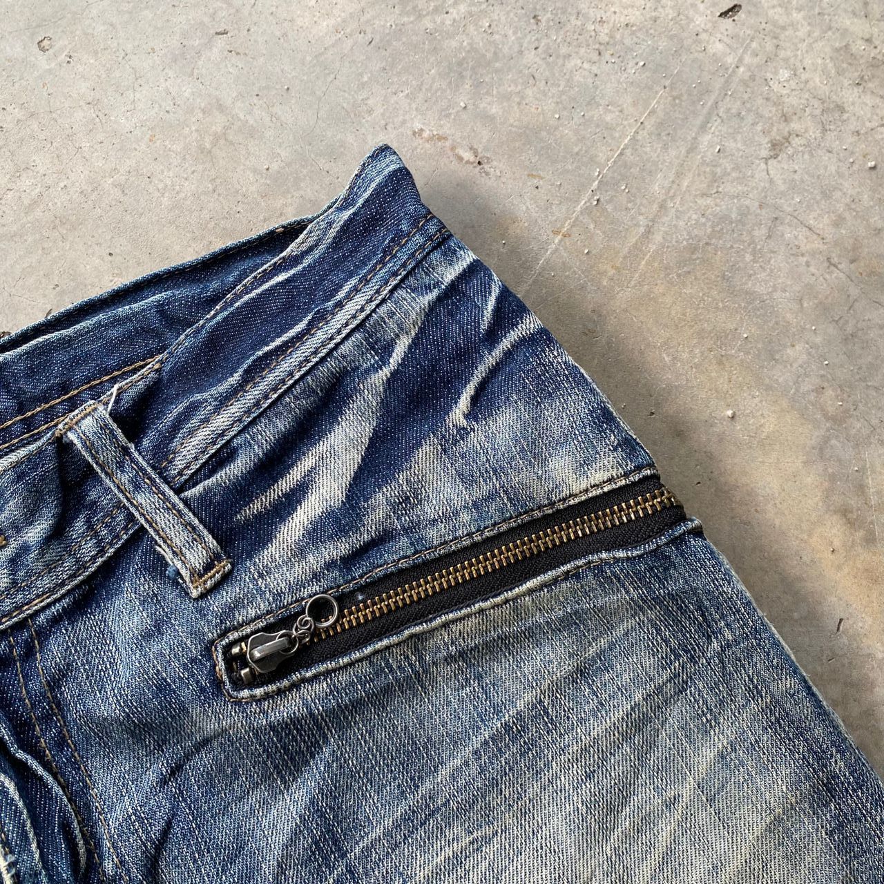 If Six Was Nine 💥Flare💥Vintage Edge Rupert Distressed Denim Size US 32 / EU 48 - 12 Thumbnail