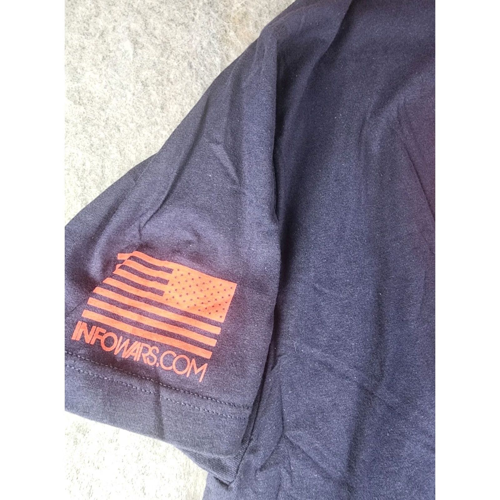 Vintage Infowars In Your Face Red Logo T Shirt 3XL American Flag Blue Mens T-Shirt Size US XXL / EU 58 / 5 - 3 Thumbnail