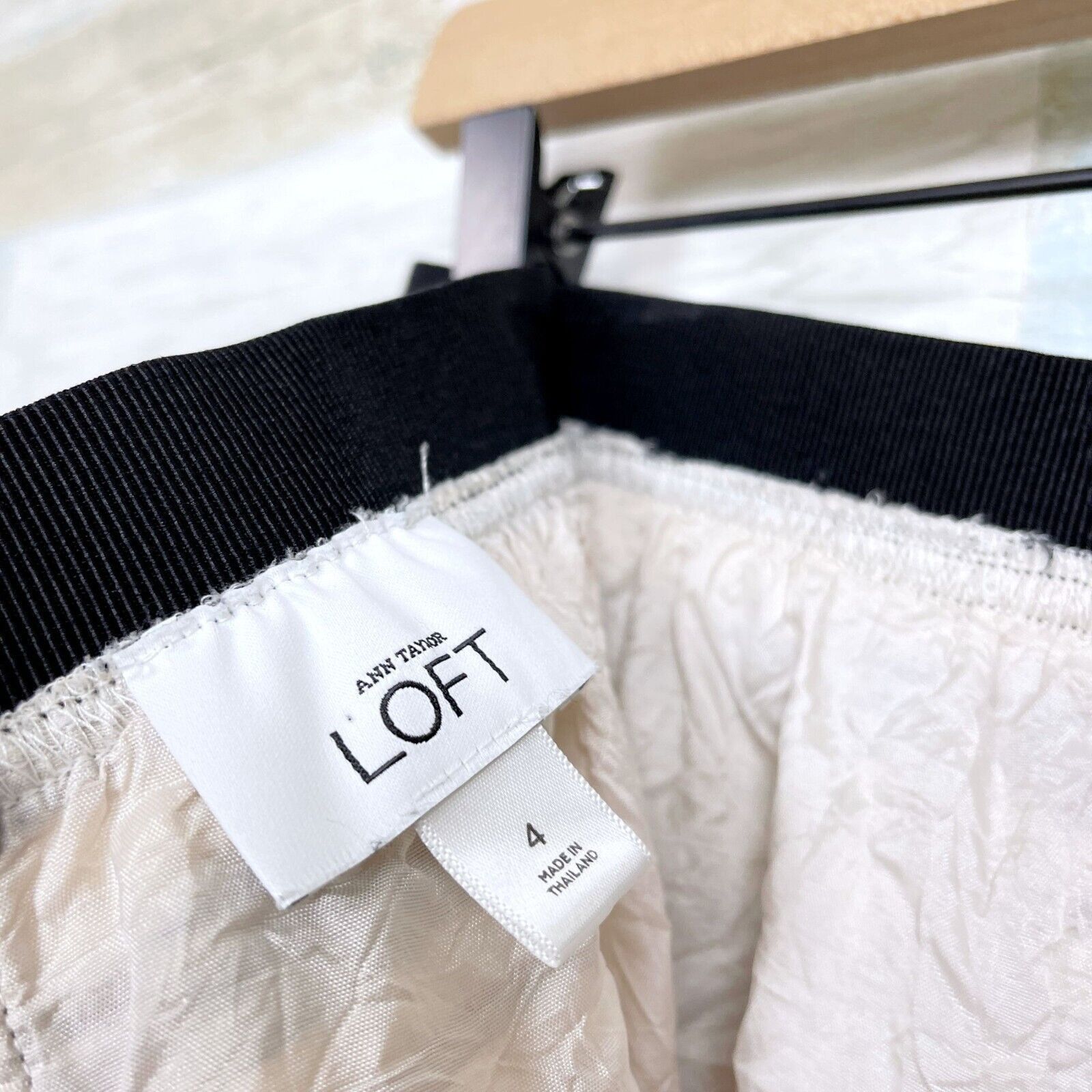 Loft LOFT Silk Blend Banded Waist Striped Skirt Womens 4 Size 27" / US 4 / IT 40 - 4 Thumbnail