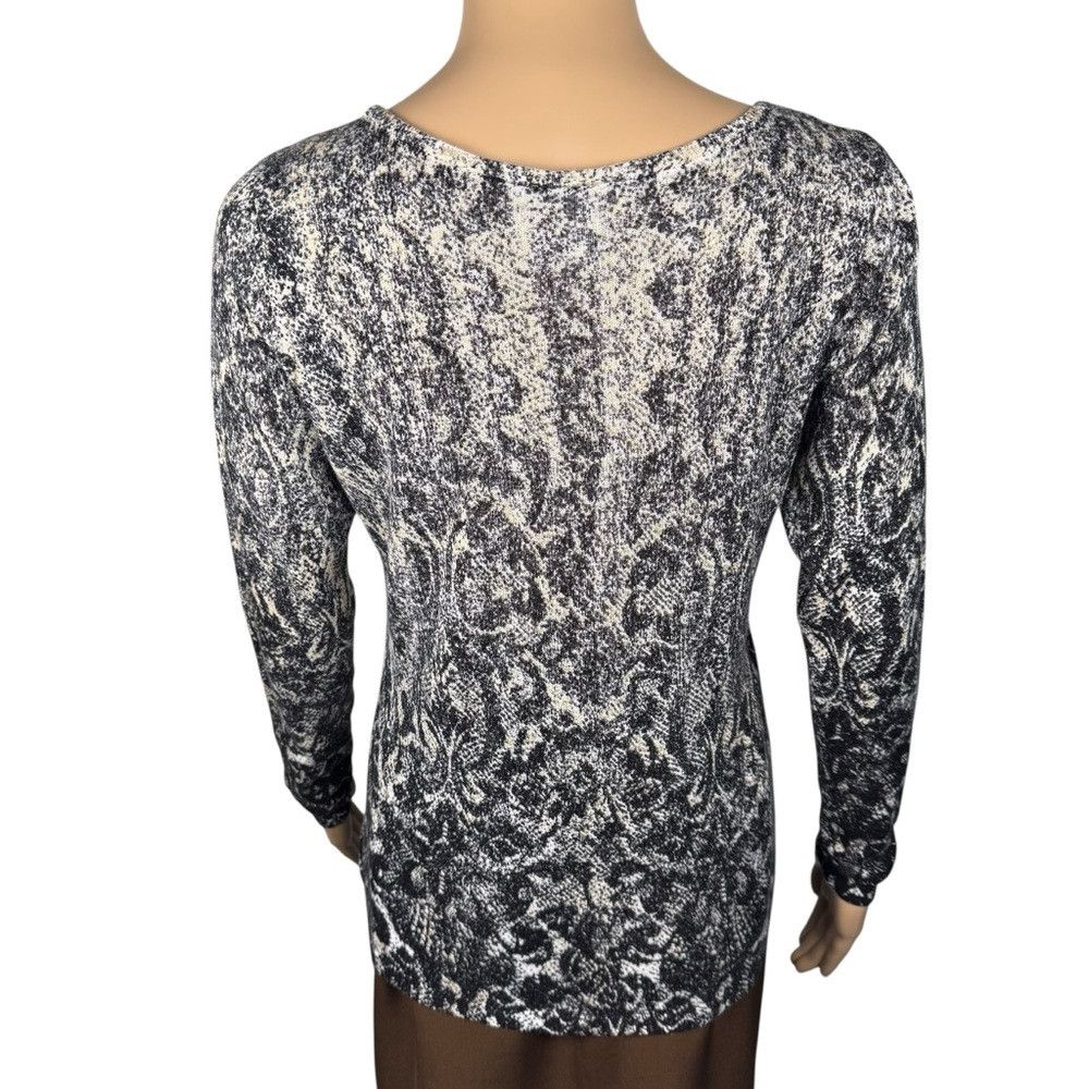 Chicos Chico's Round Neck Long Sleeve Lace Print Knit Sweater Size Size M / US 6-8 / IT 42-44 - 3 Thumbnail