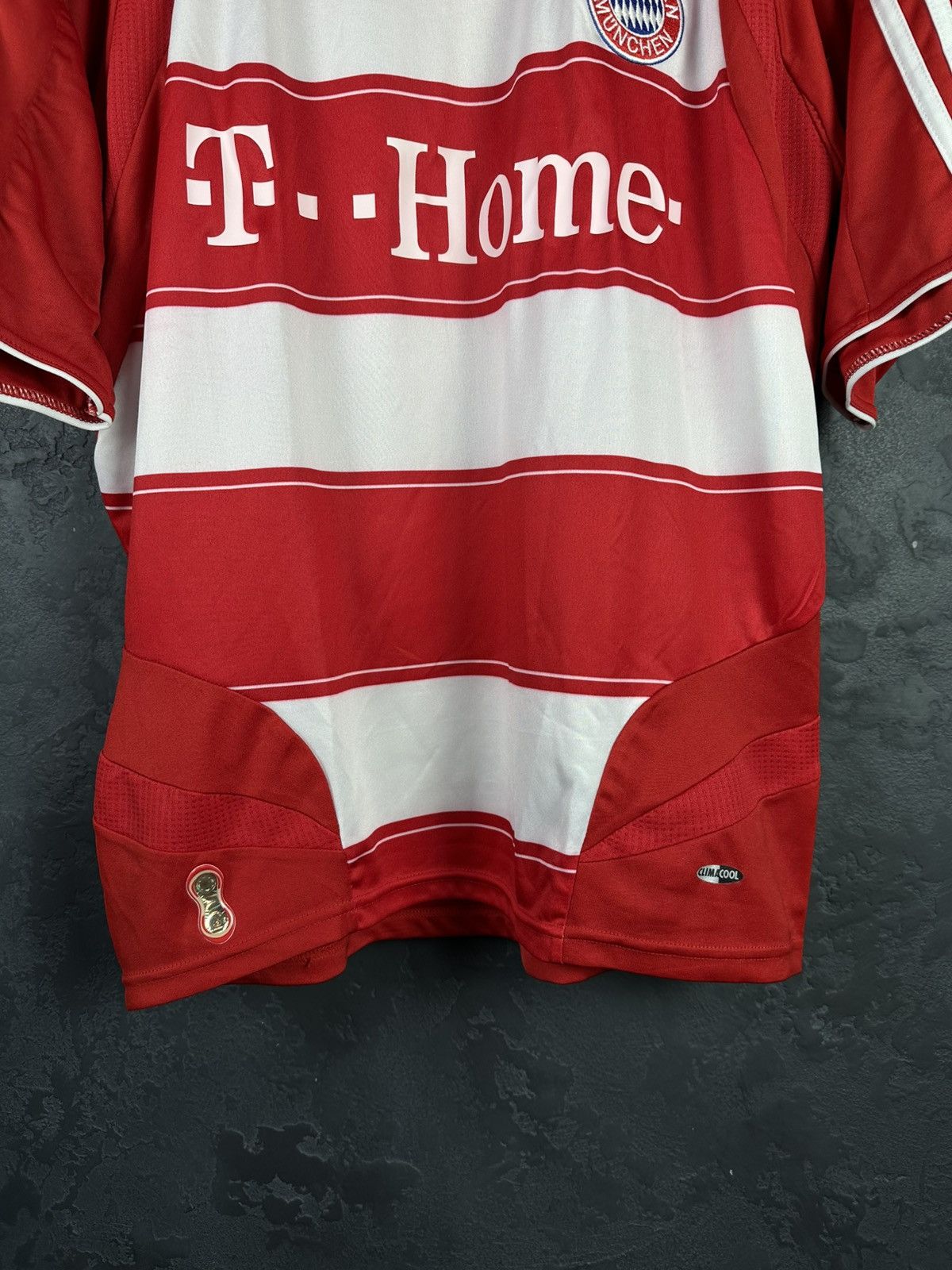Vintage 2007-08 Bayern Munich Home Shirt Podolski #11 Size US M / EU 48-50 / 2 - 5 Thumbnail
