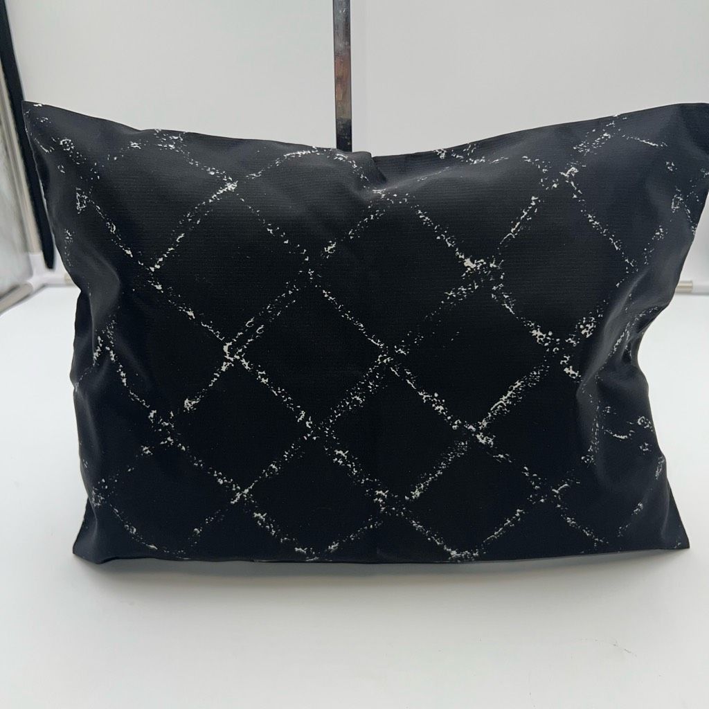Chanel Chanel Black and White Nylon Old Style Travel Line Pouch Size ONE SIZE - 11 Thumbnail