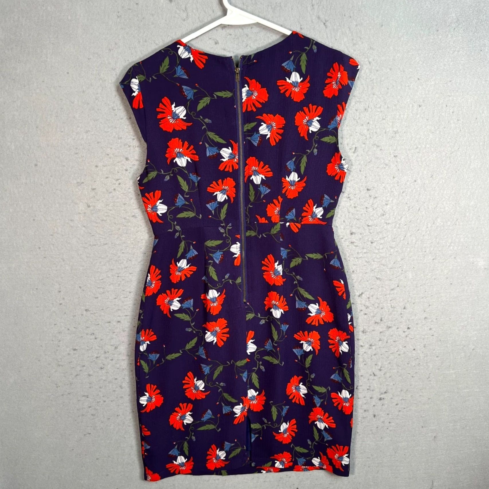 Vintage Maeve Floral Sleeveless Sheath Dress Size 2 100% Polyester Purple & Red Women Pencil Dress Vintage Size XS / US 0-2 / IT 36-38 - 2 Thumbnail