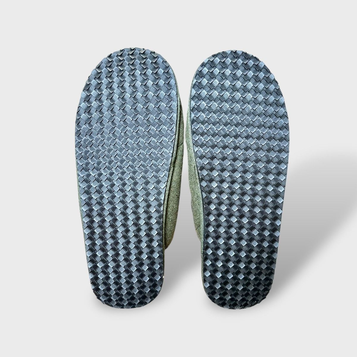 Lucky Brand Lucky Brand Green Slippers Mens 7-8, Women’s 8.5-9.5 Size US 8.5 / IT 38.5 - 11 Thumbnail