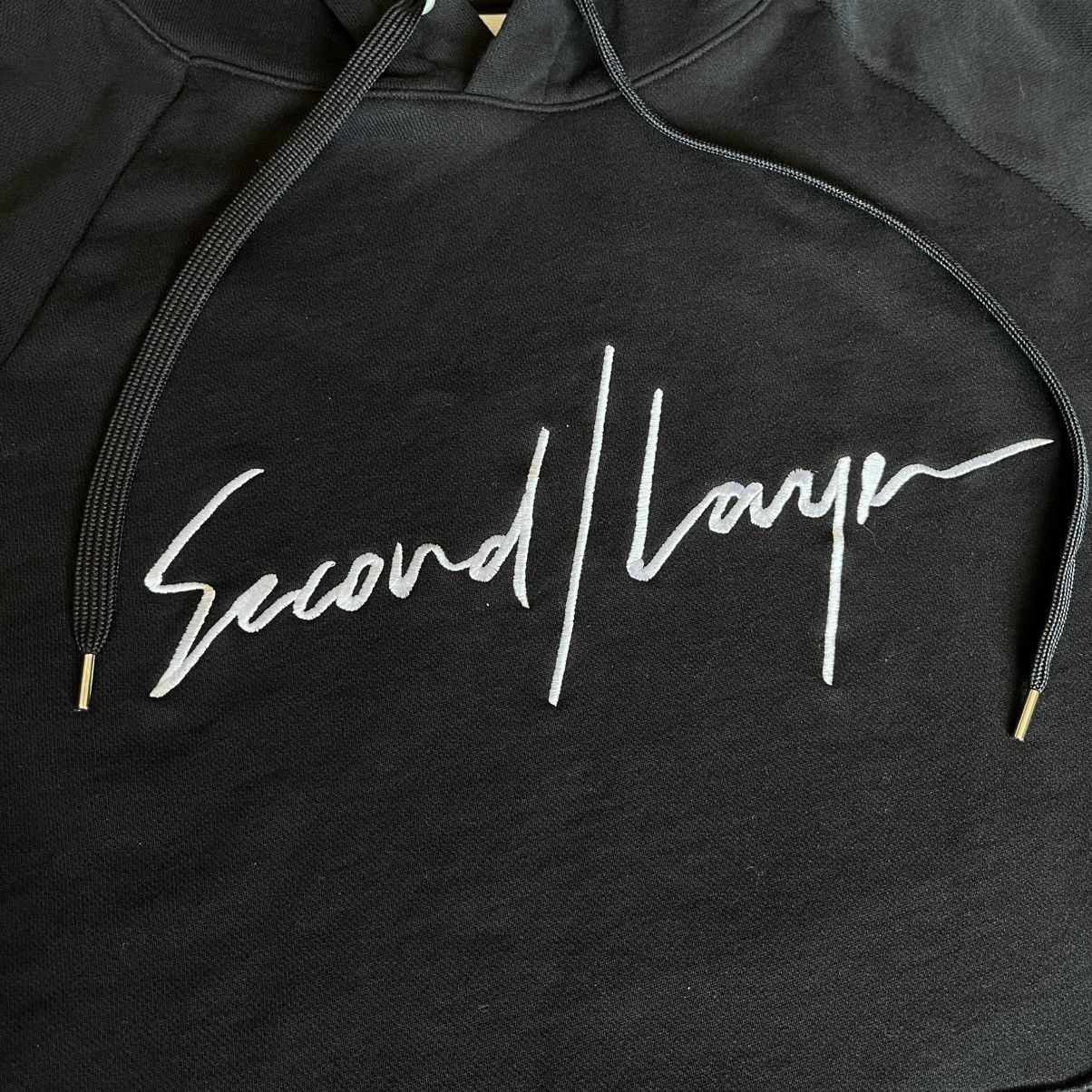 Designer × Second/Layer Second / Layer Script Embroidered Logo Pullover Hoodie Black Size US M / EU 48-50 / 2 - 3 Thumbnail