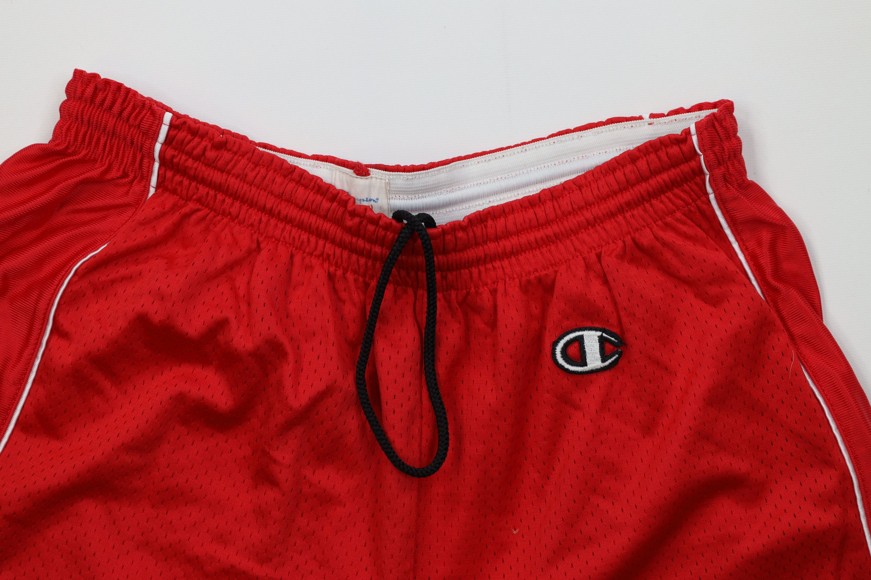 Champion Vintage 90s Champion Heavyweight Mesh Gym Basketball Shorts Size US 34 / EU 50 - 2 Thumbnail