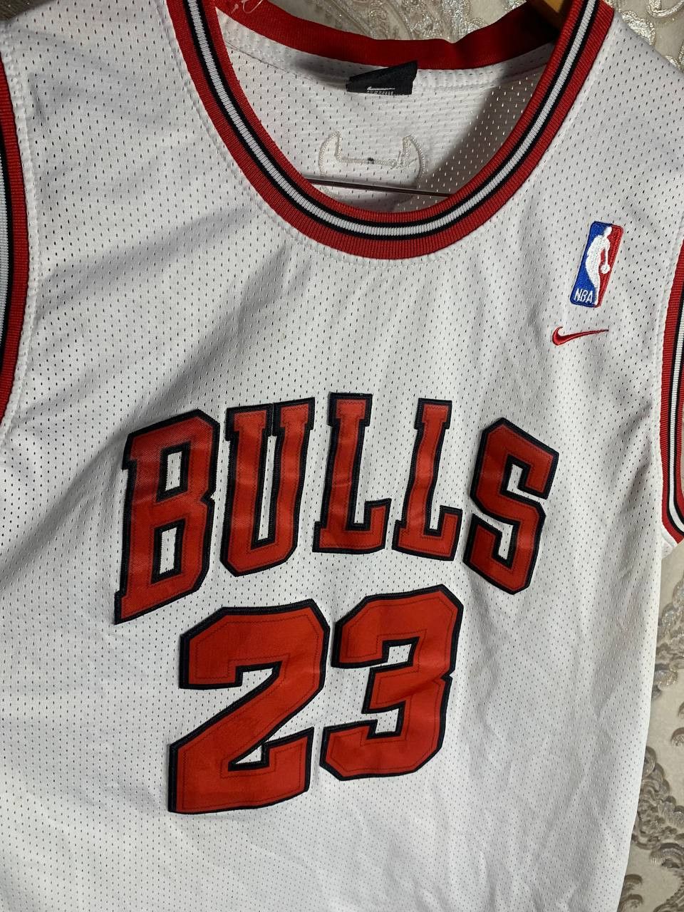 Vintage Very Rare Nike NBA Chicago Bulls Jordan 23 Retro Jersey Y2K Size US L / EU 52-54 / 3 - 3 Thumbnail
