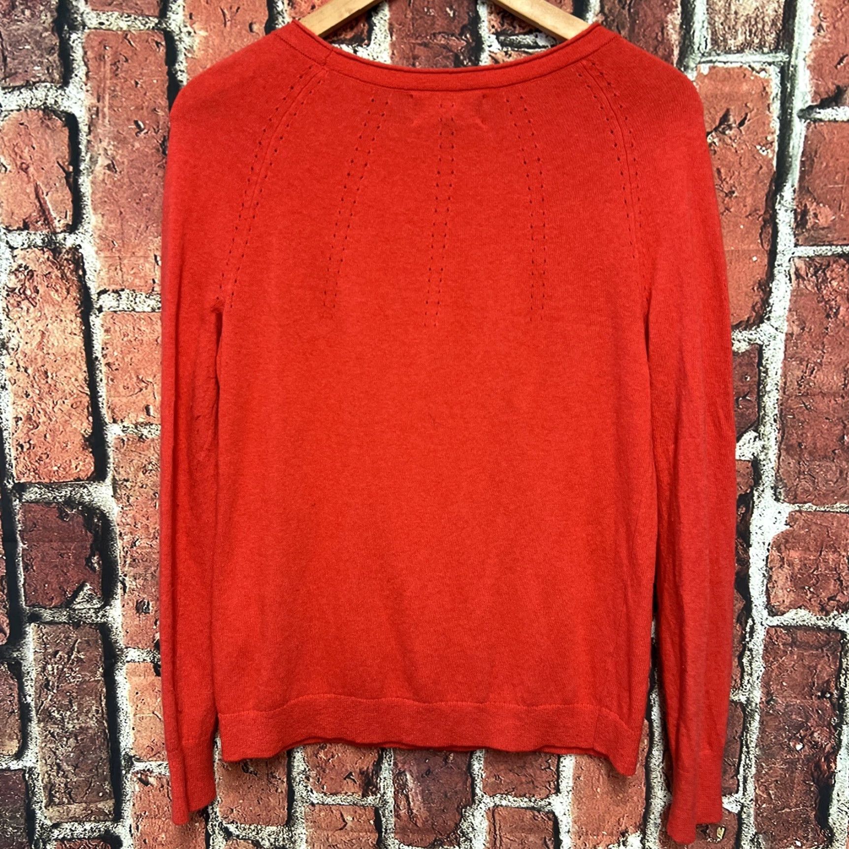 Banana Republic Banana Republic Sweatshirt Sweater Knit Wool Red M Womens Slim Size M / US 6-8 / IT 42-44 - 3 Thumbnail