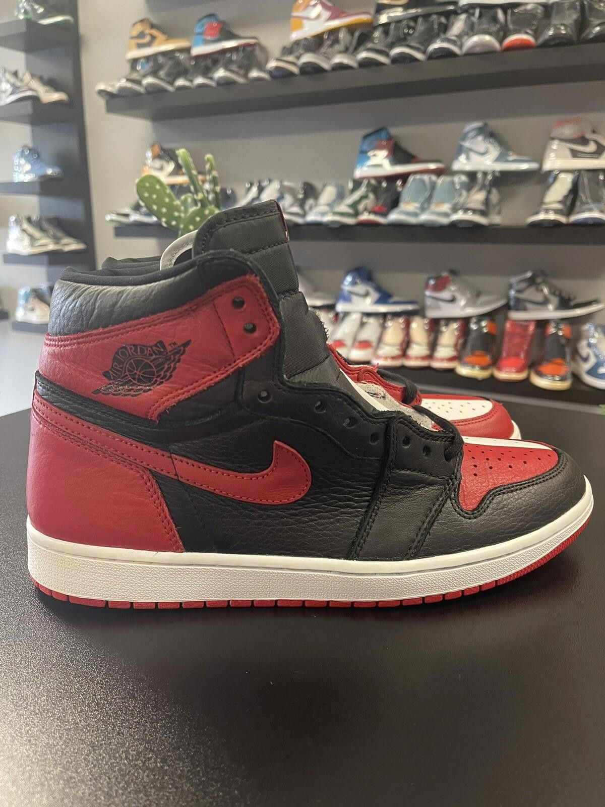 Jordan Brand Size 11.5 - Jordan 1 Retro High OG NRG Homage to Home 2018 Size US 11.5 / EU 44-45 - 3 Thumbnail