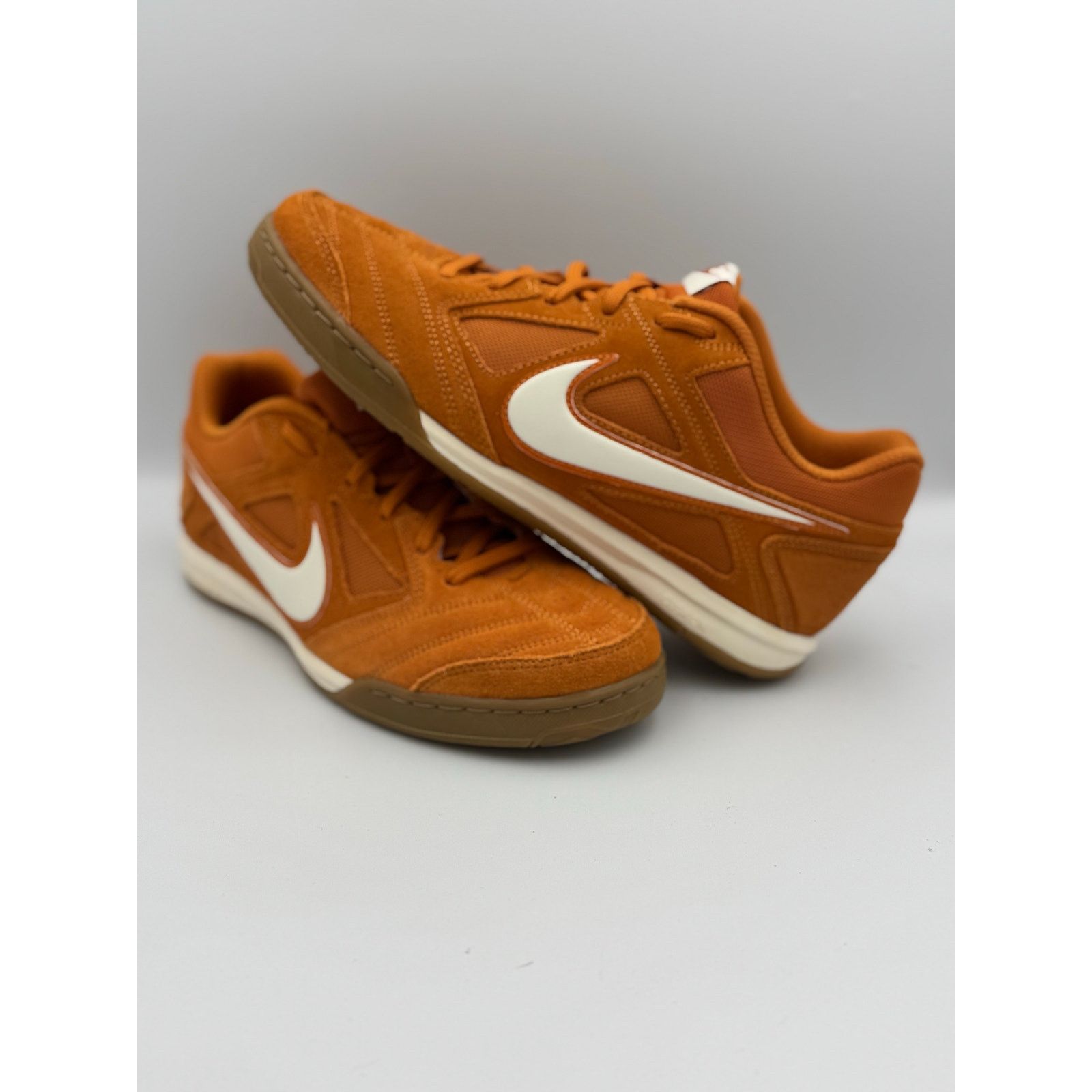 Nike Nike Gato Monarch/Gum Light Brown/Soft Pearl) Size ONE SIZE - 2 Thumbnail