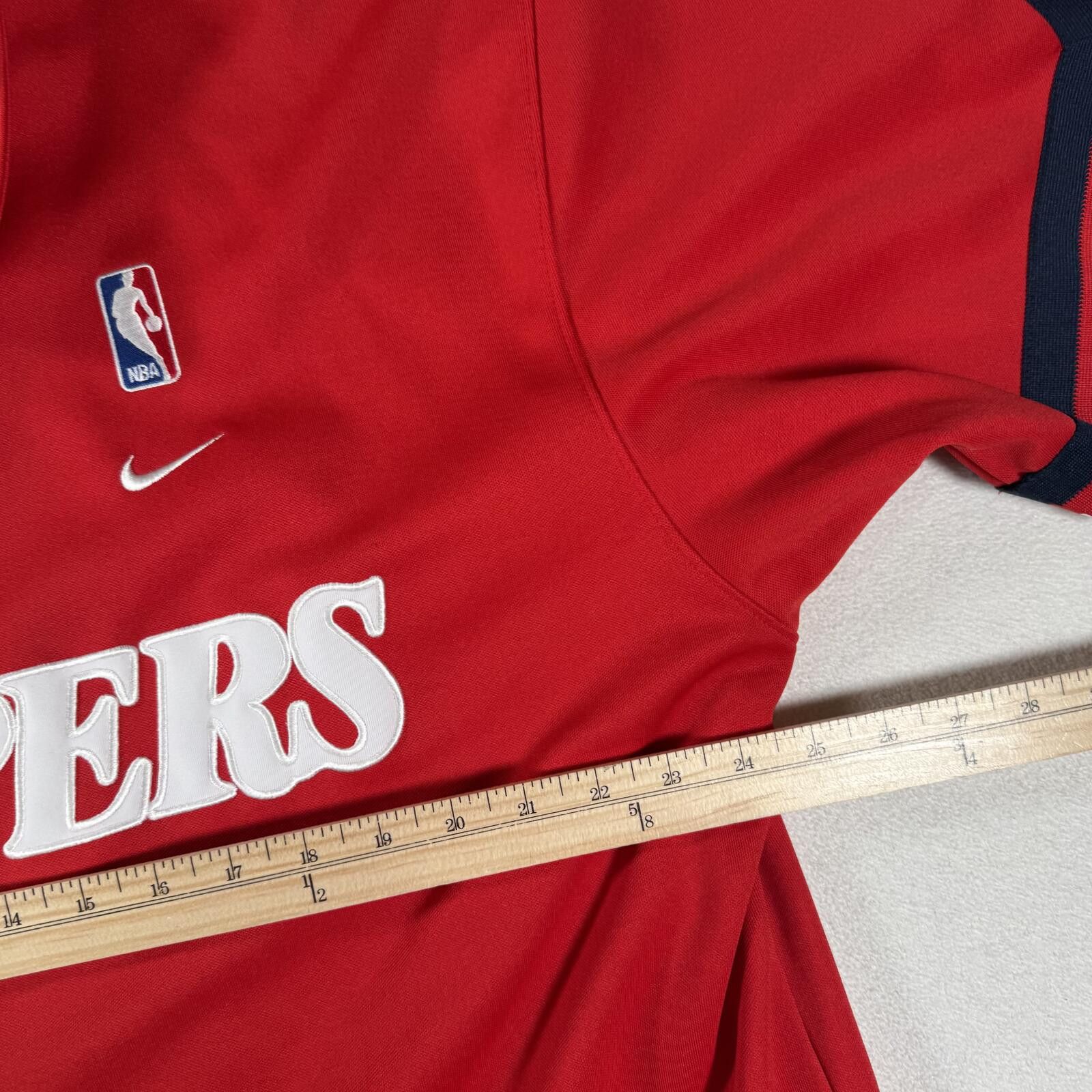 Nike Vintage Nike LA Clippers NBA Warm Up Short Sleeve Jacket Size US XL / EU 56 / 4 - 4 Thumbnail