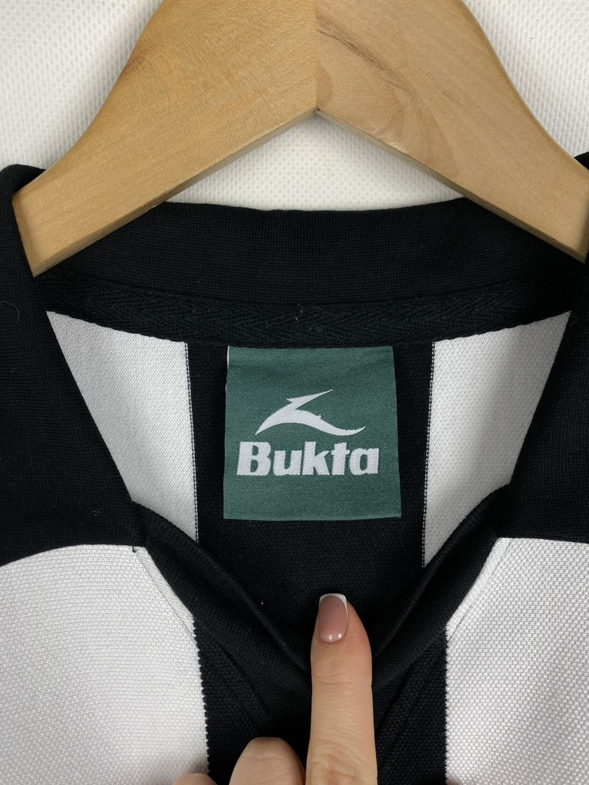 Other Bukta Newcastle United Replica Soccer Polo Shirt Jersey Size US M / EU 48-50 / 2 - 9 Thumbnail