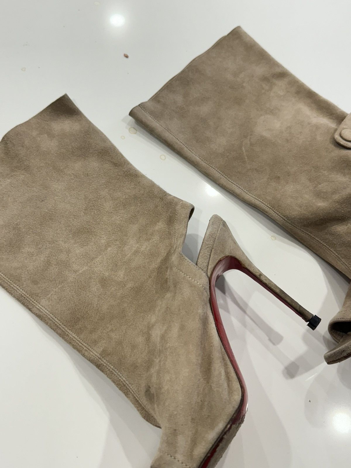 Christian Louboutin Christian Louboutin 37 (6.5 us) Size US 7 / IT 37 - 6 Thumbnail