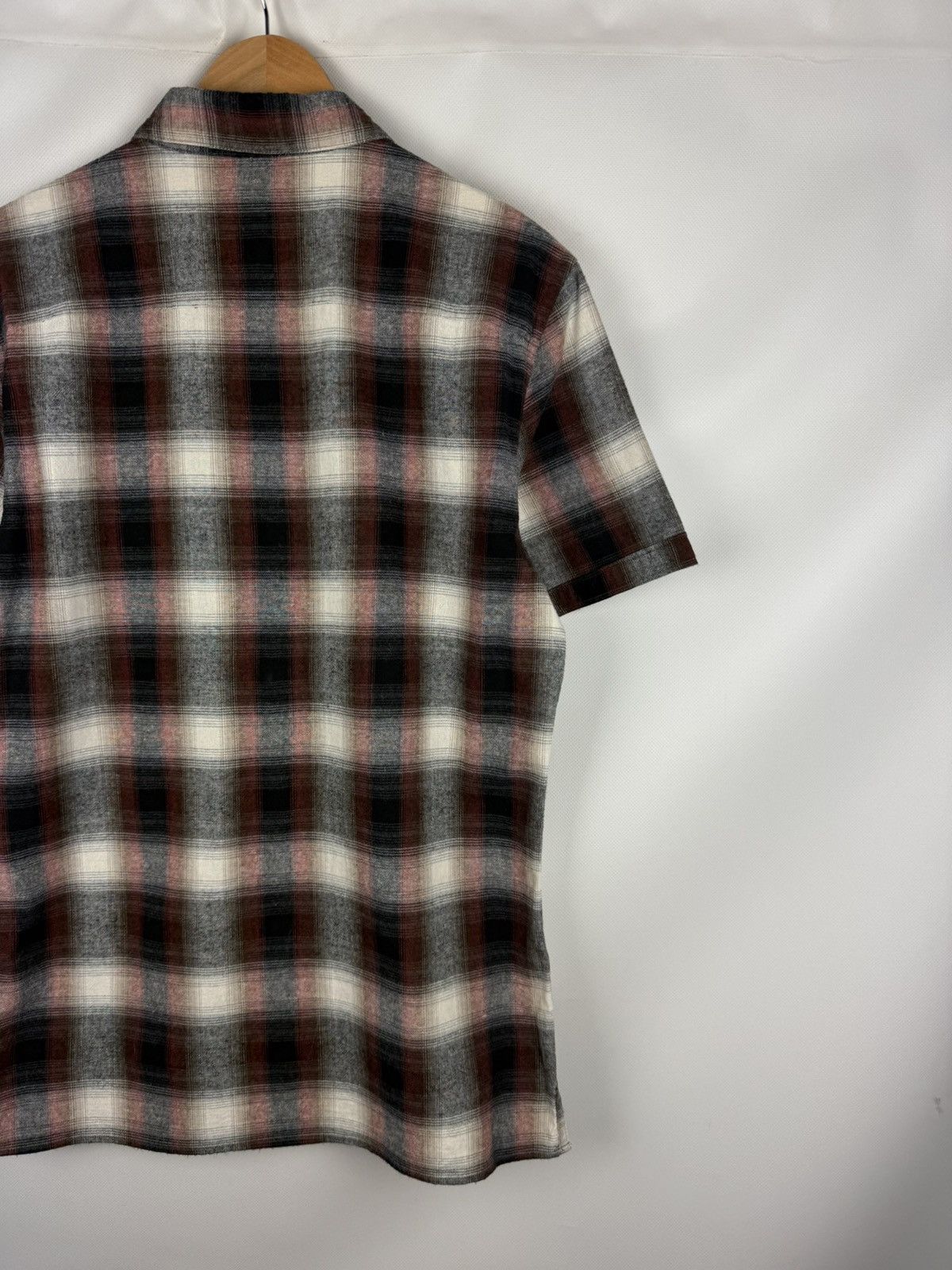 Allsaints Allsaints Men Dwight SS Men’s Plaid Flannel Button Up Shirt Size US S / EU 44-46 / 1 - 16 Thumbnail