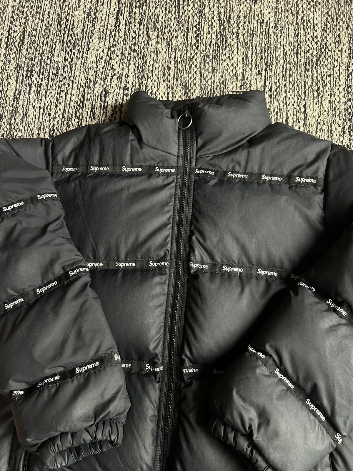 Supreme Supreme Logo Puffer Jacket Size US M / EU 48-50 / 2 - 2 Thumbnail