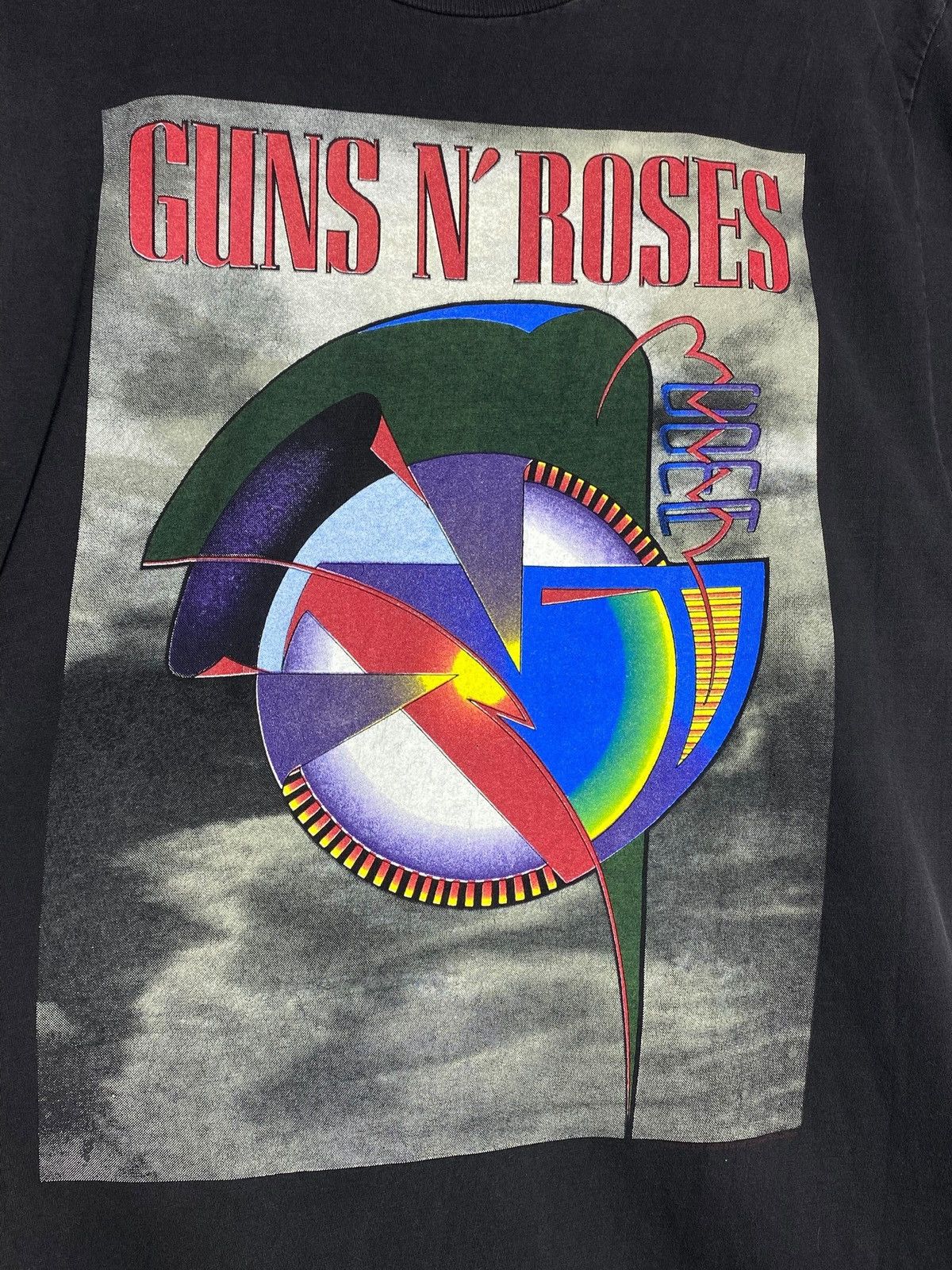 Band Tees 🔥 VINTAGE 90s GUNS N ROSES COMA WORLD TOUR SINGLE STITCH Size US L / EU 52-54 / 3 - 3 Thumbnail