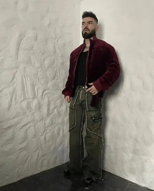VIBE Vintage Raw Jeans Trousers y2k holes pockets streetwear Size US 32 / EU 48 - 4 Thumbnail