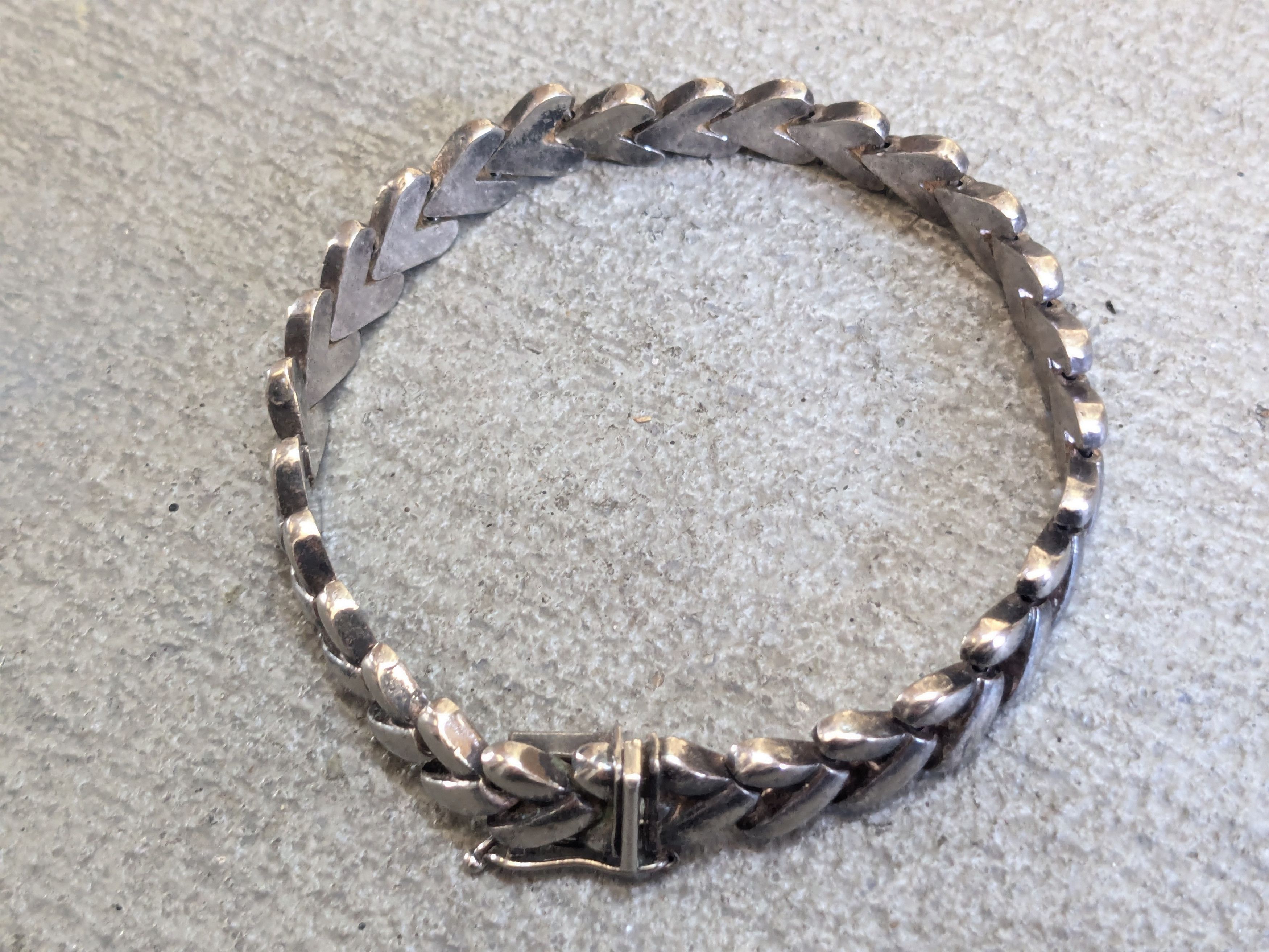 Jewelry Vintage Sterling Silver Tennis Bracelet 7.5" Heart Leaf Link Size ONE SIZE - 5 Thumbnail