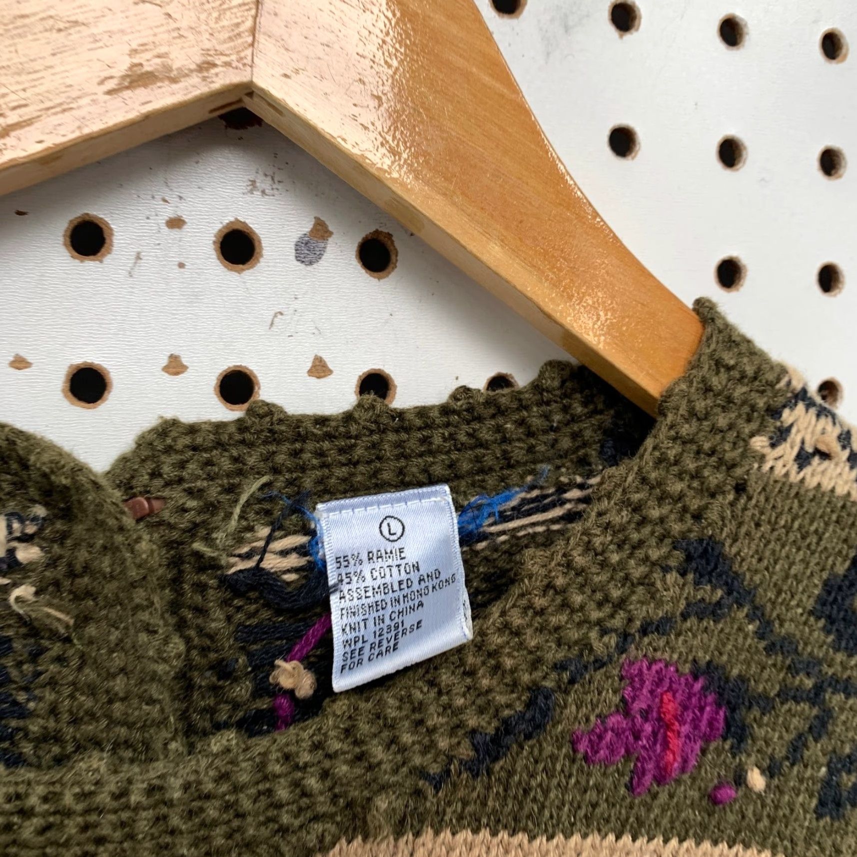 Vintage VINTAGE Signature Northern Isle Hand Embroidered Sweater Womens L Floral Ramie Grandma Size L / US 10 / IT 46 - 3 Thumbnail